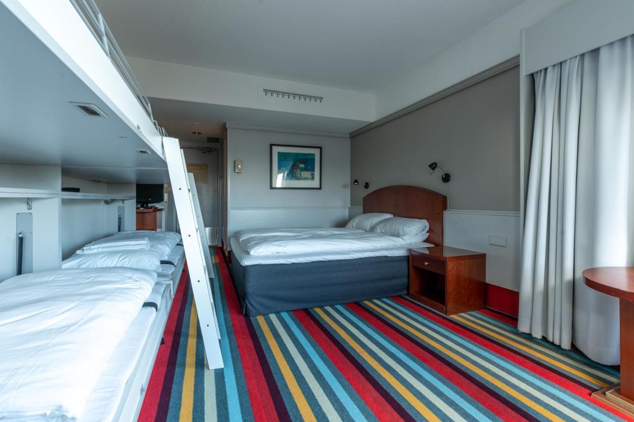 Hotel Dronningen Кристиансан Екстериор снимка