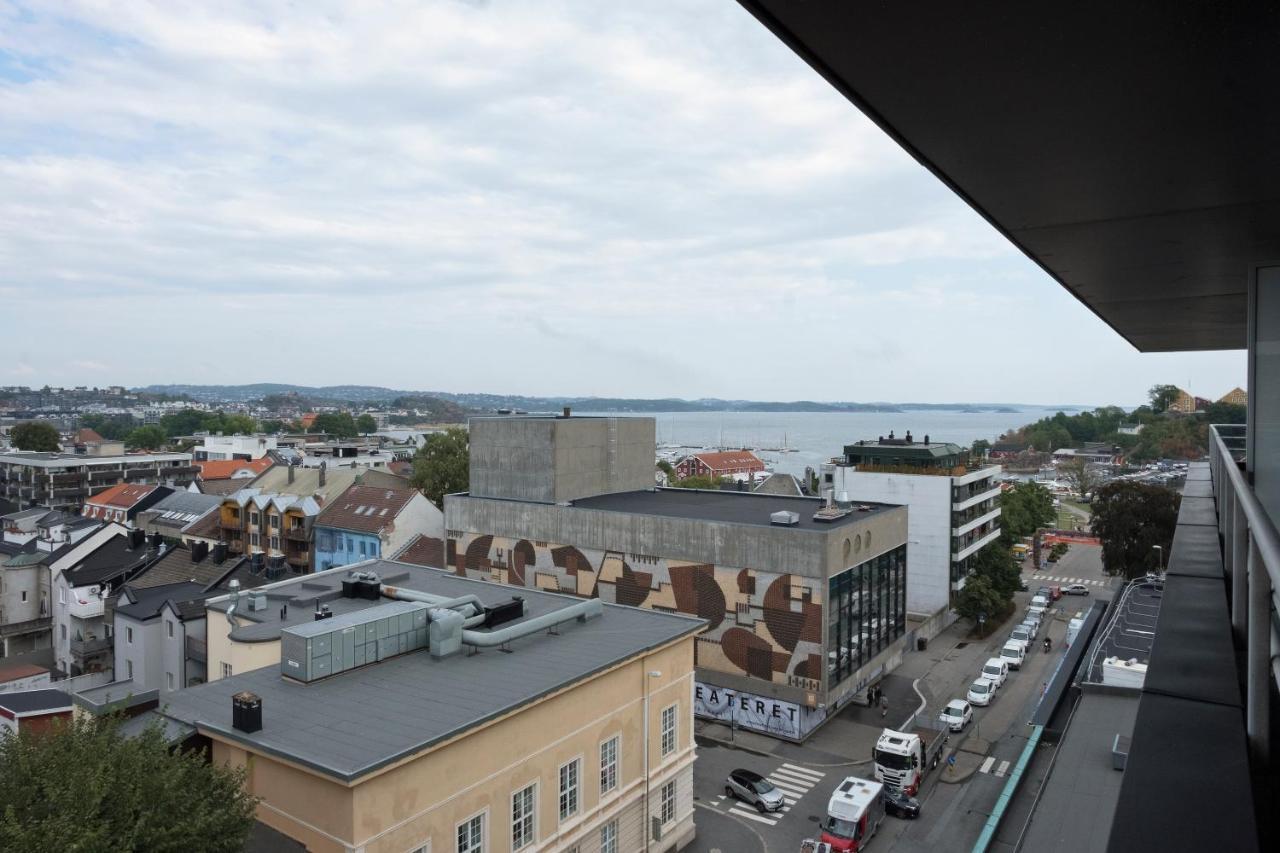 Hotel Dronningen Кристиансан Екстериор снимка