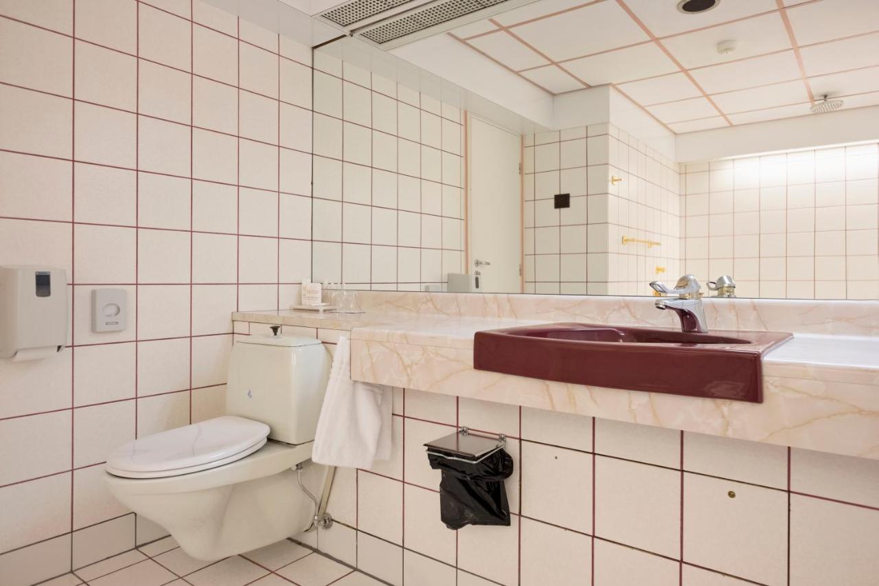 Hotel Dronningen Кристиансан Екстериор снимка